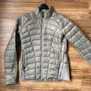 The North Face Summit Series puffer